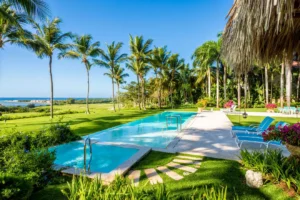 Elegant Beach Estate with Private Pool and Views of the Caribbean Sea from VILLAWAY®