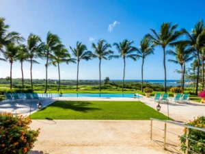 Elegant Beach Estate with Private Pool and Views of the Caribbean Sea from VILLAWAY®